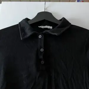 Långärmad tröja från New Yorker Storlek Xs  Tvättas innan den skickas