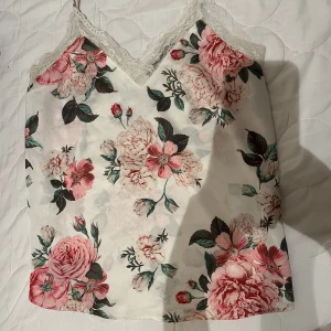 Linne - Ett gulligt linne i storlek M.