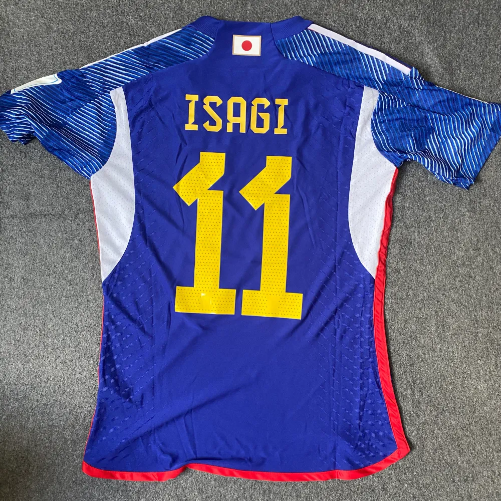 Blue lock  Isagi nummer 11  Japan world cup  Adidas . Skjortor.