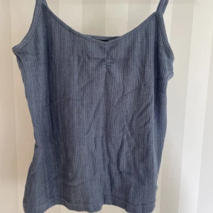 Linne - Supersött sommarlinne i marinblå💞