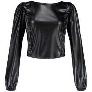 Svart topp  - Säljer denna fina toppen från boohoo, aldrig använd i storlek S (36) 