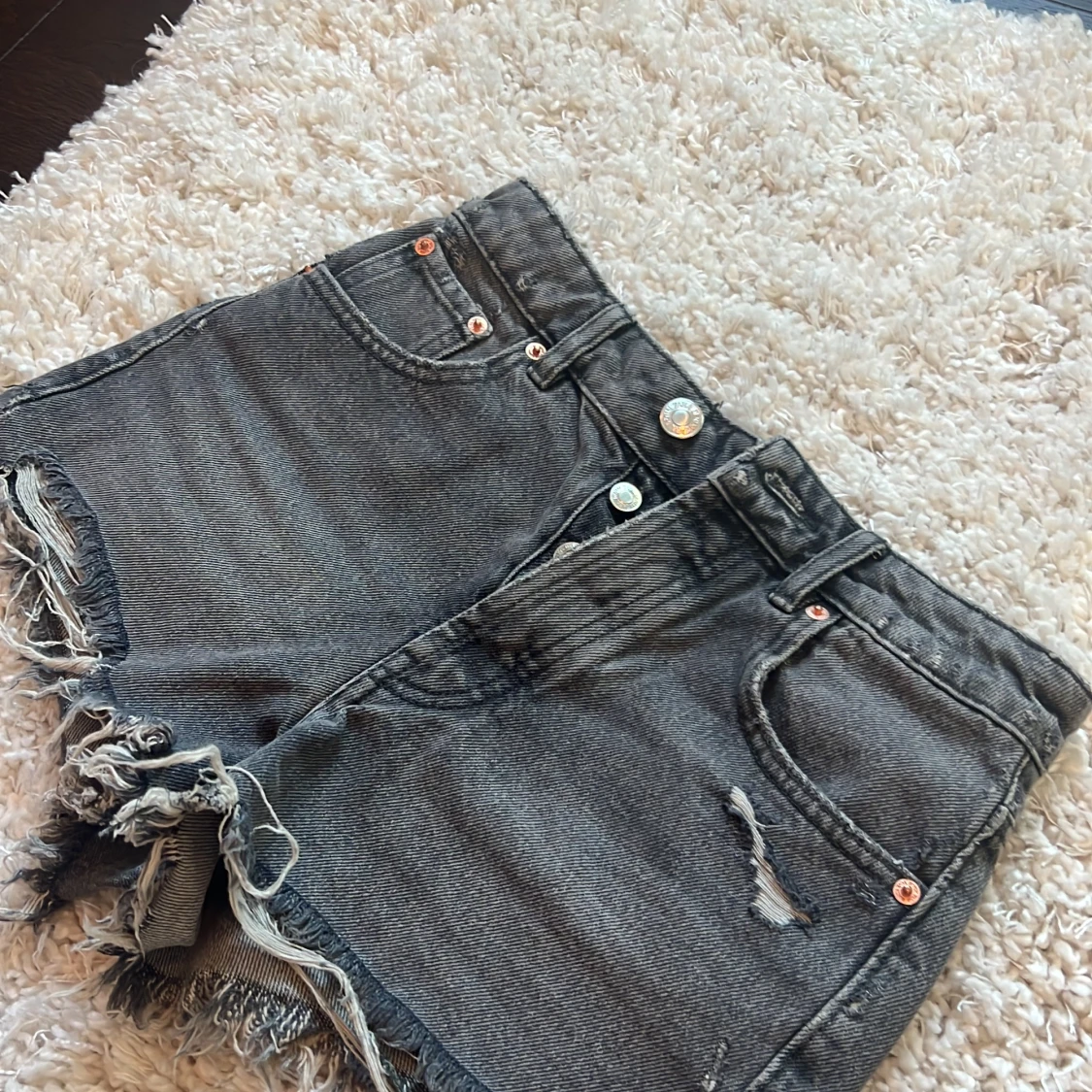 Zara shorts grå - 91