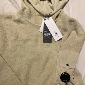 C.P tröja - Fick en cp tröja men jag vill inte ha kvar den original pris 2799kr helt oanvänd 