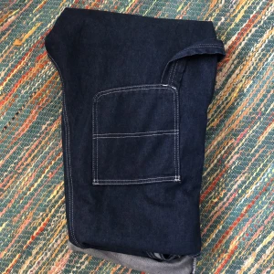 hängselbyxor - hängselbyxor från monki! använda en gång så nyskick 