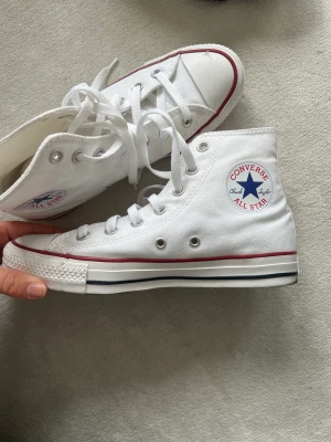 Converse - Helt nya.