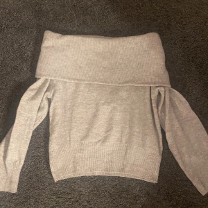 stickad tröja hm💓 - säljer nu denna tröjan som är i mycket bra skick från hm!💓