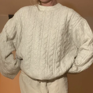 Stickad tröja - Julig! Mysig!