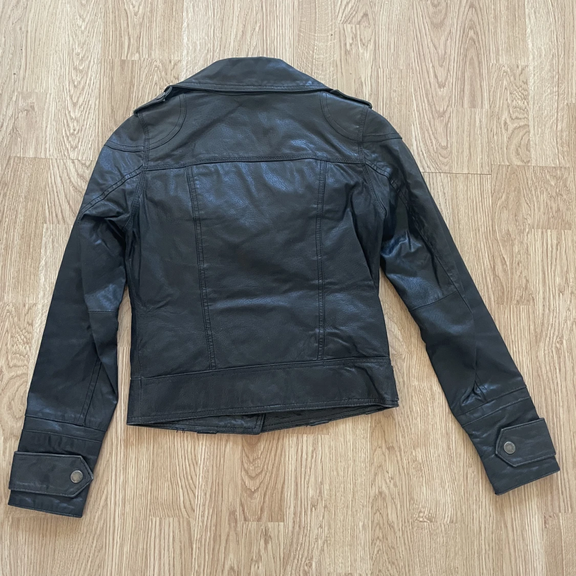 Läderjacka XS - 91