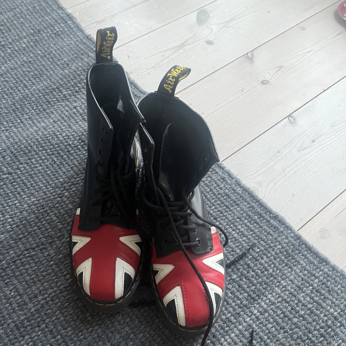 Dr Martens 37