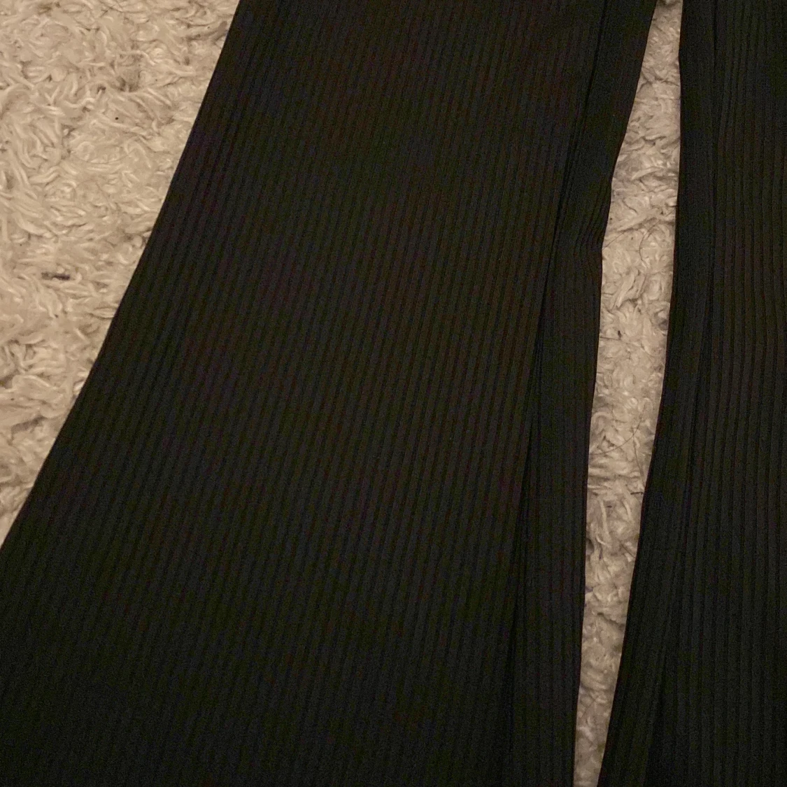 Utsvängda ribbade tights  - 90