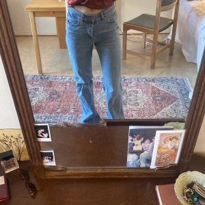Hm lowwaist - Hm’s lowwaist bootcut jeans. Skriv för fler bilder!