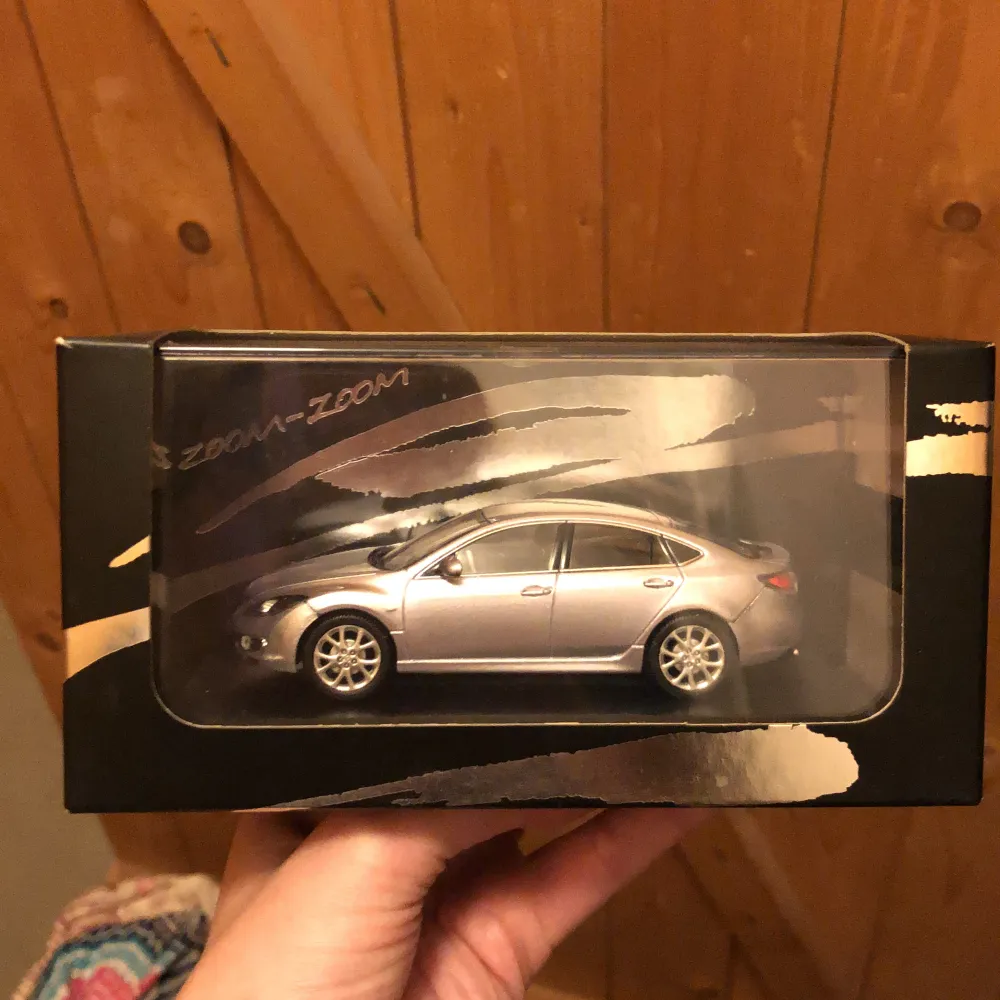 Mazda 6 i plast förpackning ej öppnad. Övrigt.