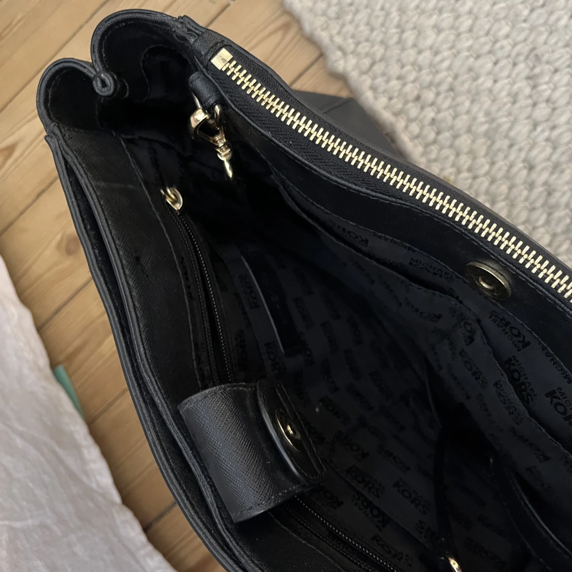 Michael kors väska  - 90