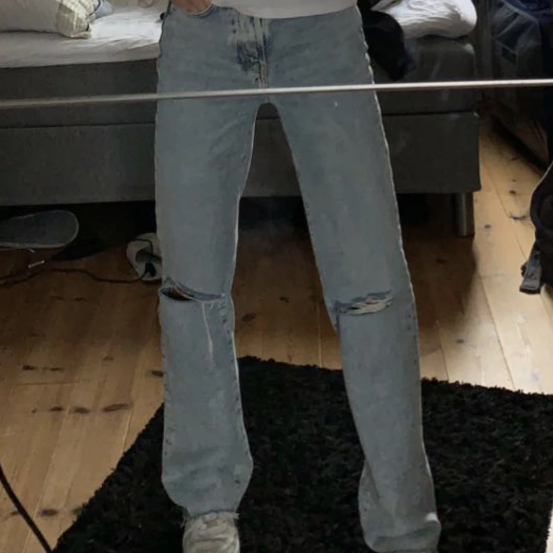 Ljusa jeans med hål - 90