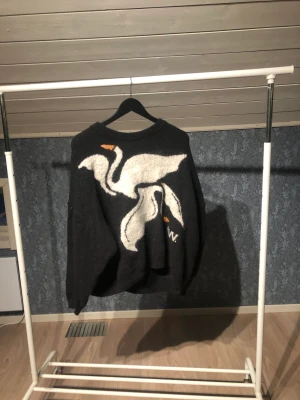 Stickad tröja - En cool stickad tröja. Frakt adderas på det nuvarande priset 