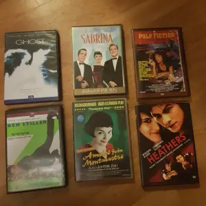 Lite dvder   Köp alla tillsammans 150kr  Ghost 25kr Sabrina 25kr  Pulp fiction ny  inplastad 80kr Zoolander 25kr  Amelie från Montmartre 30kr Heathers 30kr