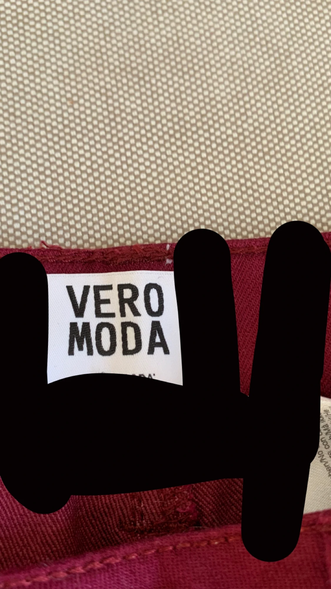 Vinröda jeans  - 90