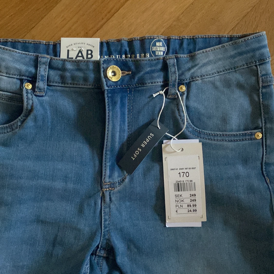 Lågmidjade stretchiga jeans - 90