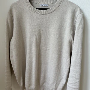 Zara, Tröja, Strl M - Fint skick.