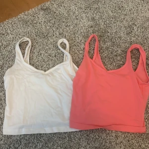 Fina linnen - 2 jättefina nya linnen från Nelly, prefekt till sommaren, sitter fint, enkelt att styla med. 