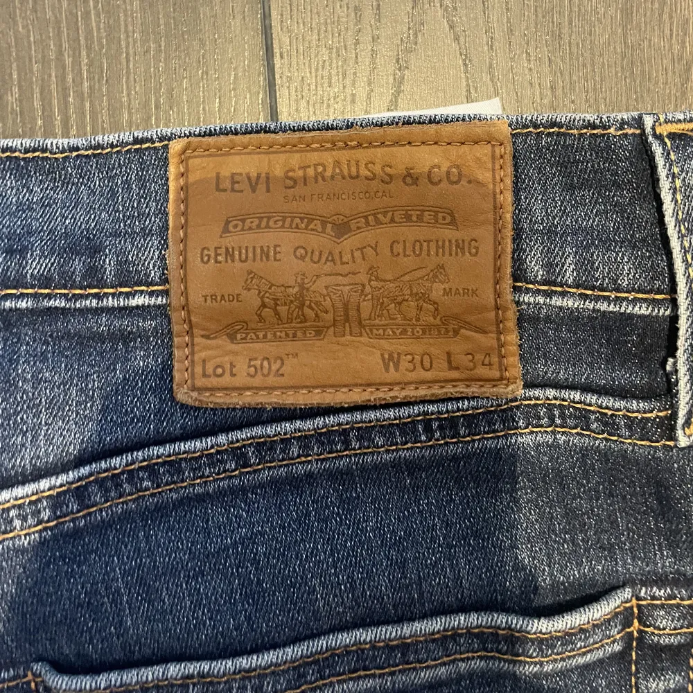 Jeans Skick 8/10 Storlek 30W 34L. Farkut & Housut.