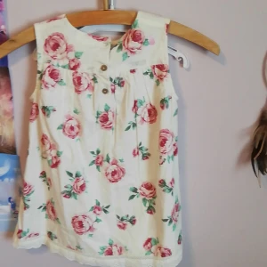 Blus  - Blus för små barn från newbie ❤️ newbie limited edition. 