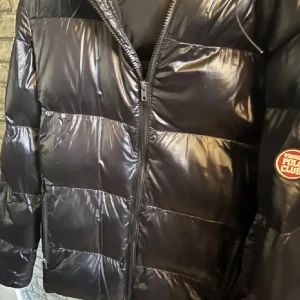 Fin vinterjacka  - Fin vinterjacka i bra skick