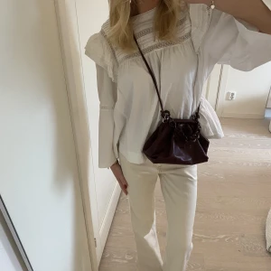 Väska  - Såå fin väska från Gina Tricot som är helt ny❤️