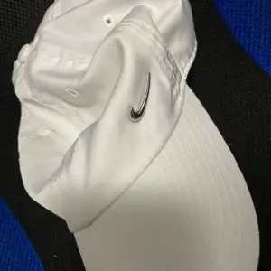 Nike keps  Använd halvår 