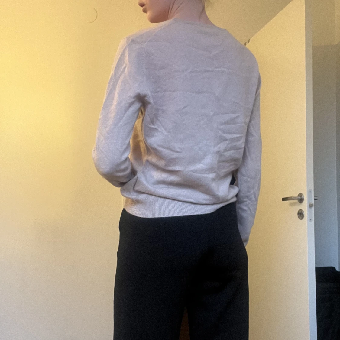 Beige tröja i 100% kashmir - 91