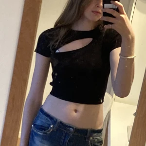 Festtopp - Superfin topp som passar bra på fest eller vid andra tillfällen! Passar xs och s