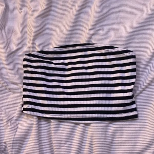 Linne  - Säljer denna tub topp från Shein, stl: s