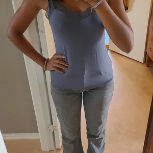 Bootcut jeans😊 - Använda få gånger💕 nytt pris 499, mitt pris 280