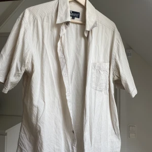 Randig skjorta - Fin randig skjorta!