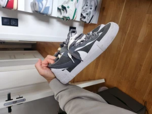 SACAI BLAZERS  - Säljer då jag aldrig använder, de är storlek 45 men passar nog mer som 45.5 Inte autentiska