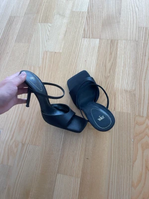 Zara klackar - Använda en gång endast!