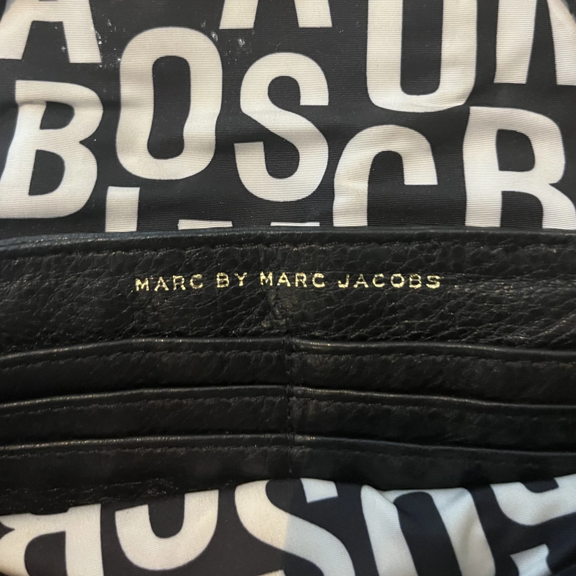 Marc jacobs väska svart - 91