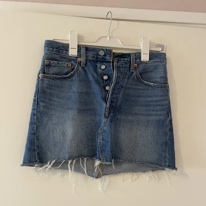 Jeanskjol Levi’s - Storlek 27