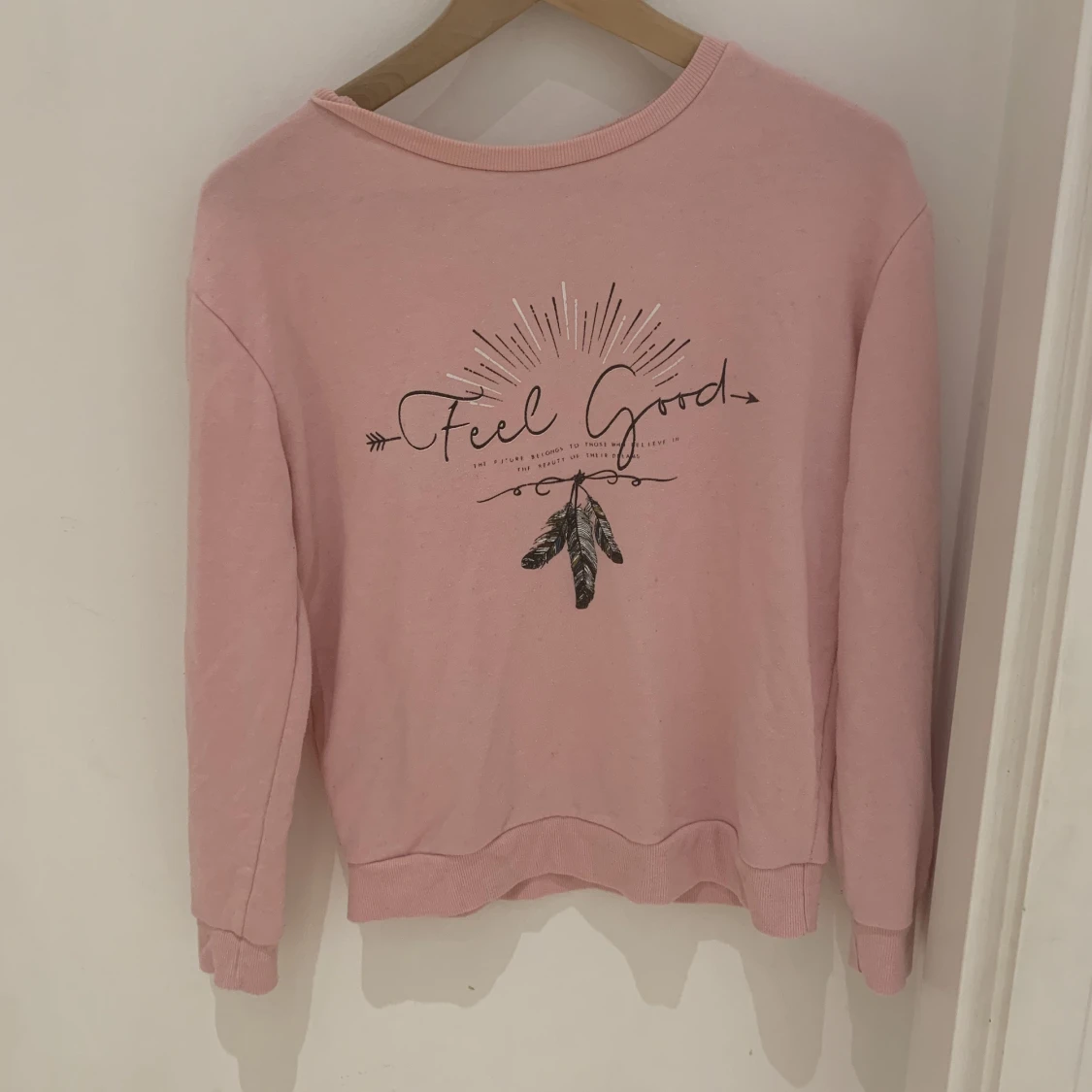 Rosa tröja med tryck - 90