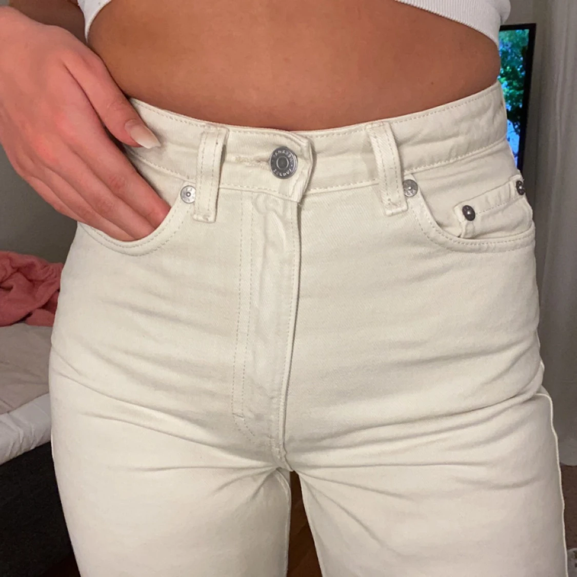 Vit/beiga Weekday jeans  - 91