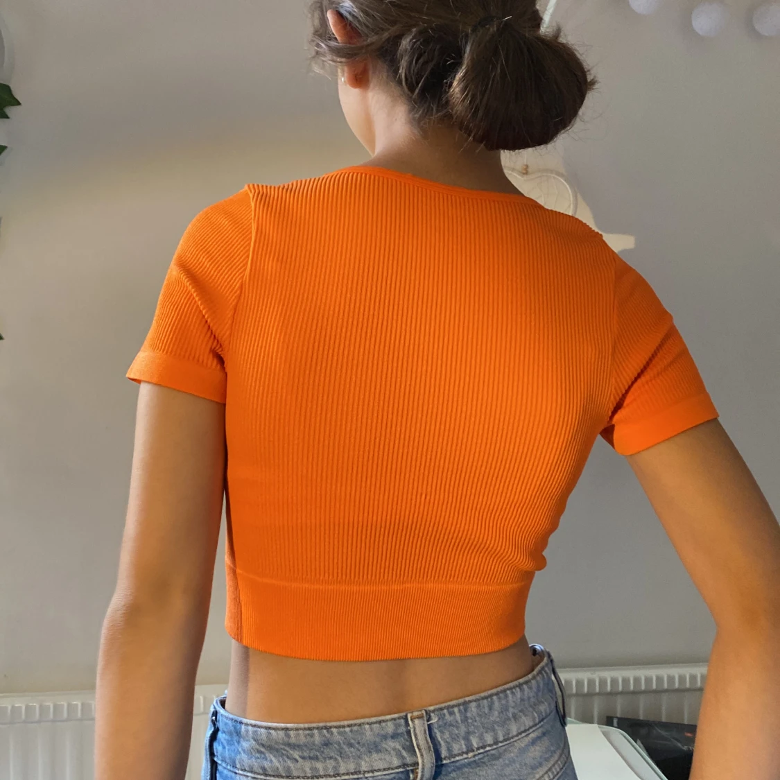 Orange crop top - 91