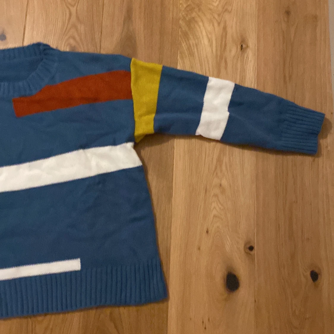 Cool färgglad tröja  - 91