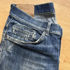 Dondup jeans - Ett par Dondup jeans i fint skick!