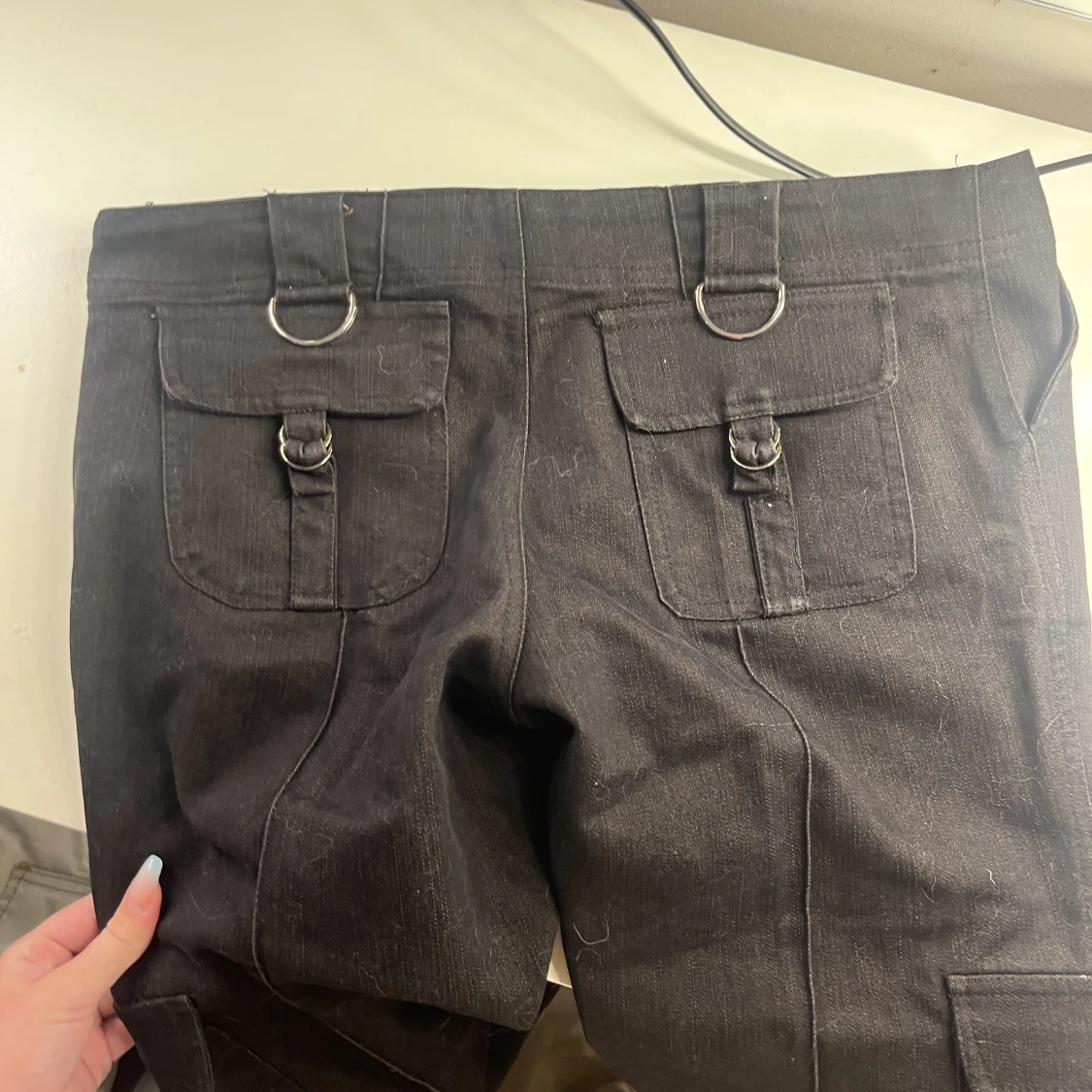 Svarta cargobyxor  - 91