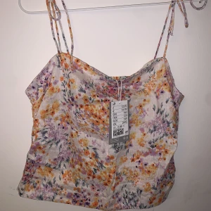 Linne - Strl.M, Oanvänd, Köpt på H&M