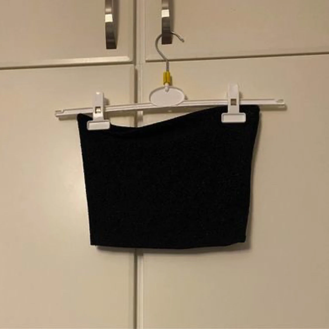 Svart glittrig klänning  - 90