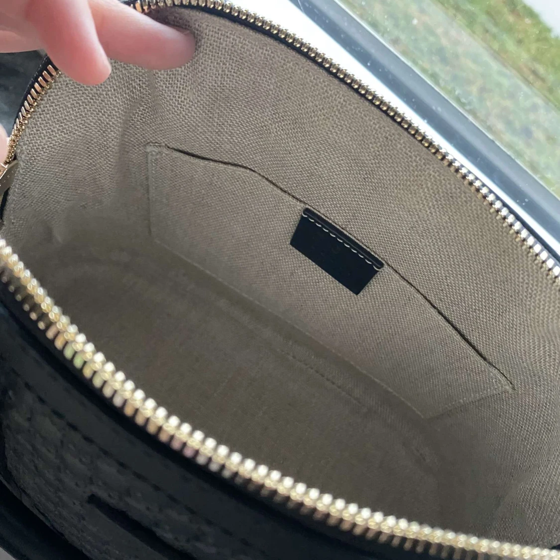 GUCCI Microguccissima Leather Mini Dome Crossbody Bag - 91