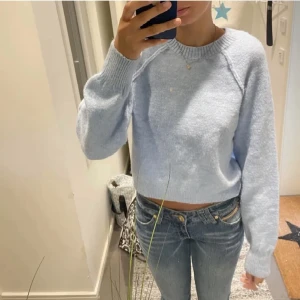 Tröja - Säljer denna tröjan från zara🌟bild från säljaren🌟
