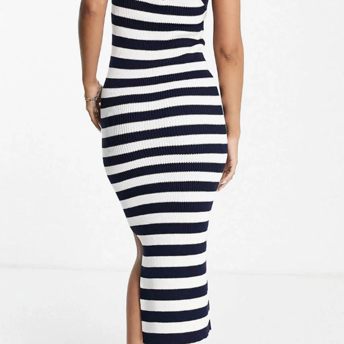 Randig klänning  - 91