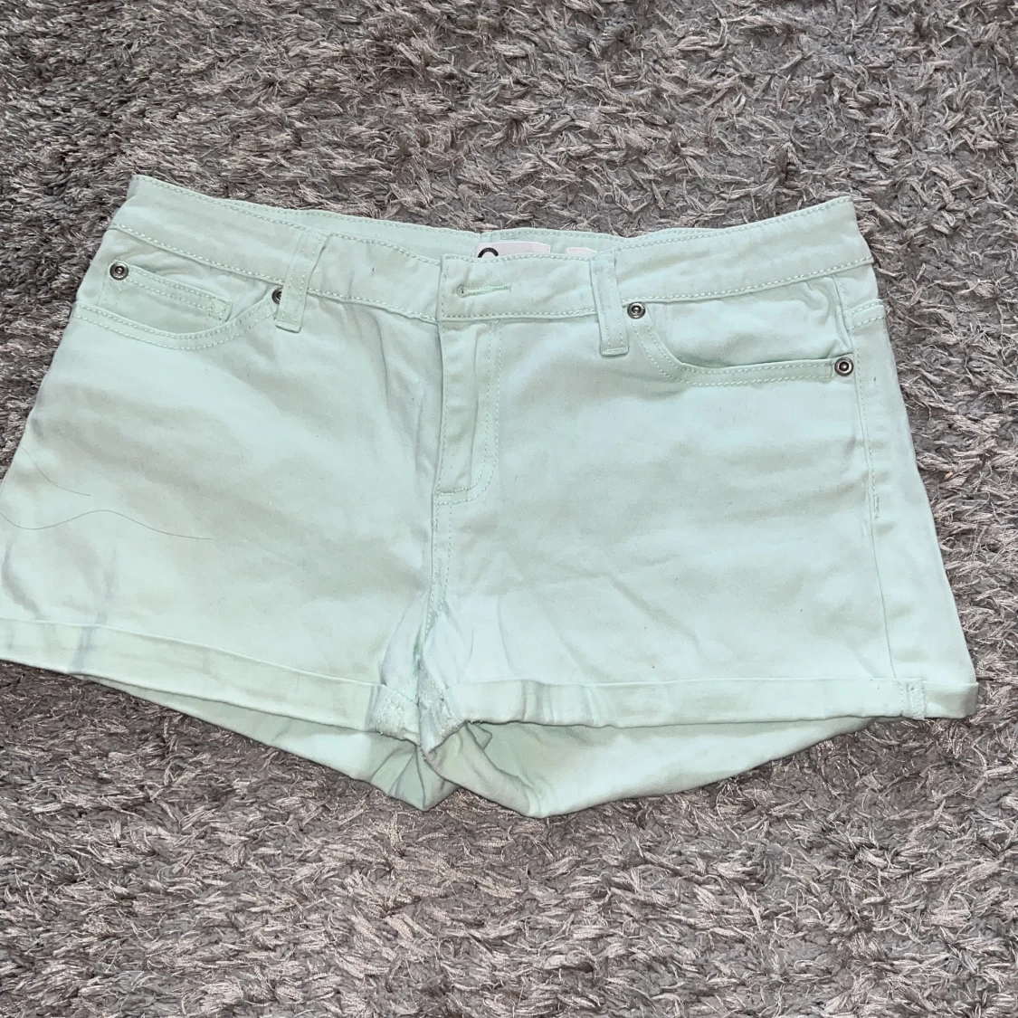 Mintgröna shorts 